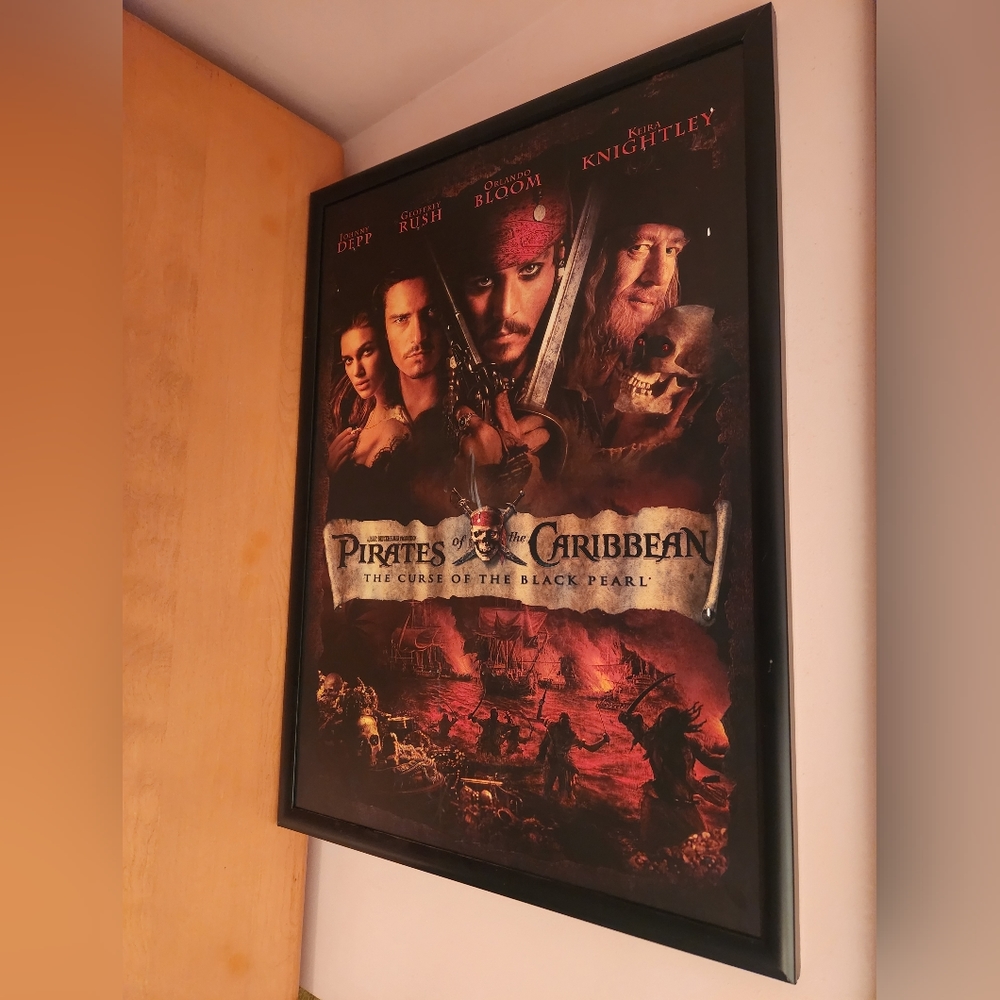 Disney Pirates of the Caribbean Light Up Poster 30" by 21"
